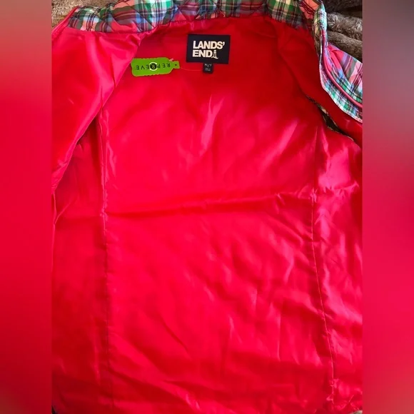 Land’s End Ladies Vest in Christmasy plaid. XL Tall - Picture 2 of 3